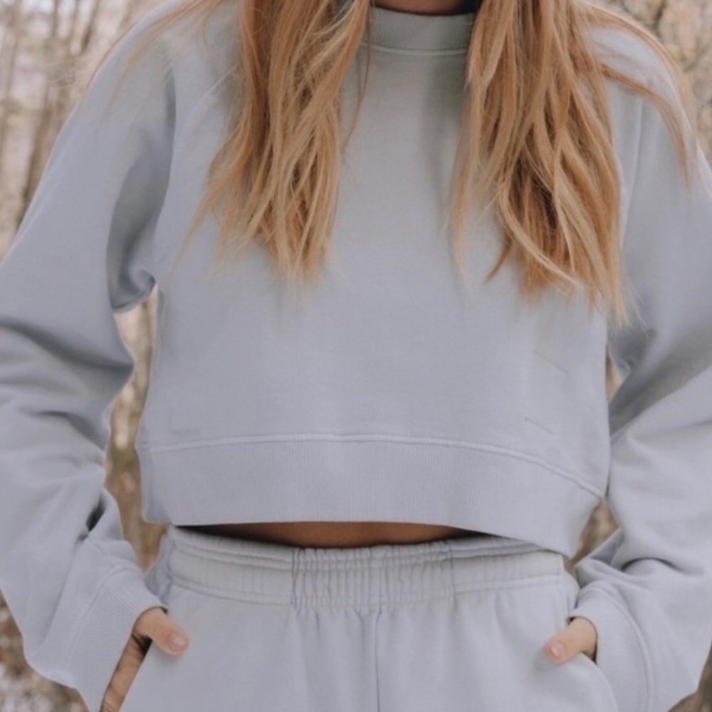 Daily drills cropped crew neck in mist